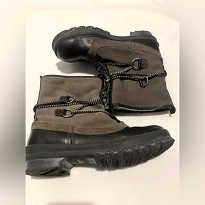 Bos. & Co. Black and Brown Winter Boots